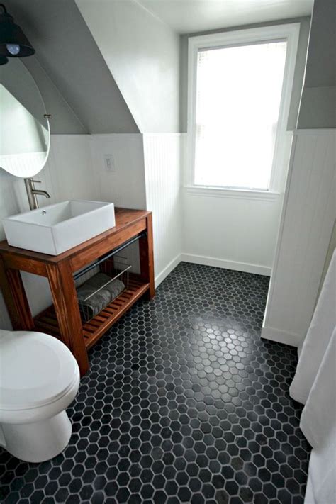 20 Small Bathroom Floor Tile Ideas Decoomo
