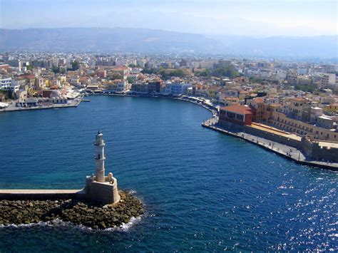 Chania Greece The Port City With Venetian Style