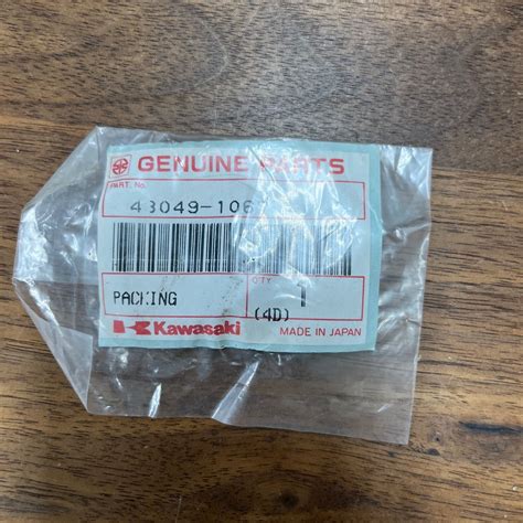 【未使用】mb 563★クリックポスト全国一律送料185円 Kawasaki カワサキ 純正品 キャリパーピストンシール 43049