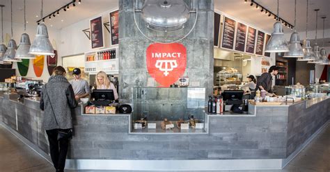 Takeout in toronto is essential right now when you want something quick or your budget doesn't allow for delivery charges and service fees. Tipping at takeout restaurants in Toronto is so confusing