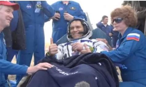 Frank Rubio bashkë më dy kozmonautë rusë kthehet nga hapësira pas një