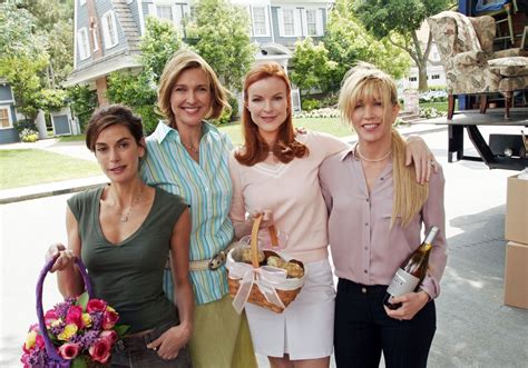 Que Devient Brenda Strong Aka Mary Alice Dans Desperate Housewives