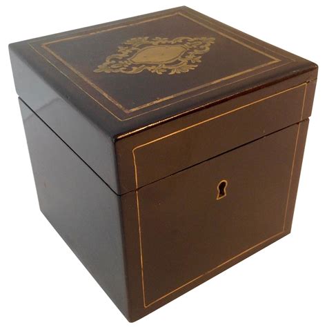 Intricately Painted Large English Lacquered Tea Caddy For Sale At 1stdibs