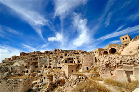 Die türkei bietet dem kulturinteressierten touristen mit ihren zahlreichen antiken stätten etliche sehenswürdigkeiten. Felsendenkmäler von Kappadokien | Türkei Sehenswürdigkeiten