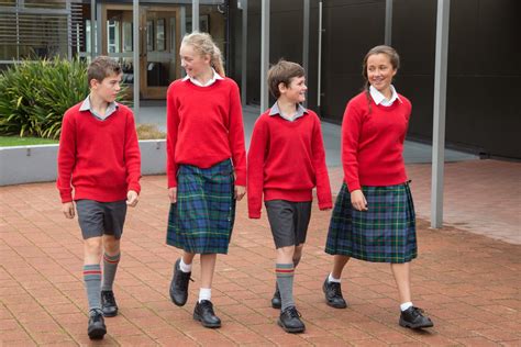 School Uniforms » Balmacewen Intermediate