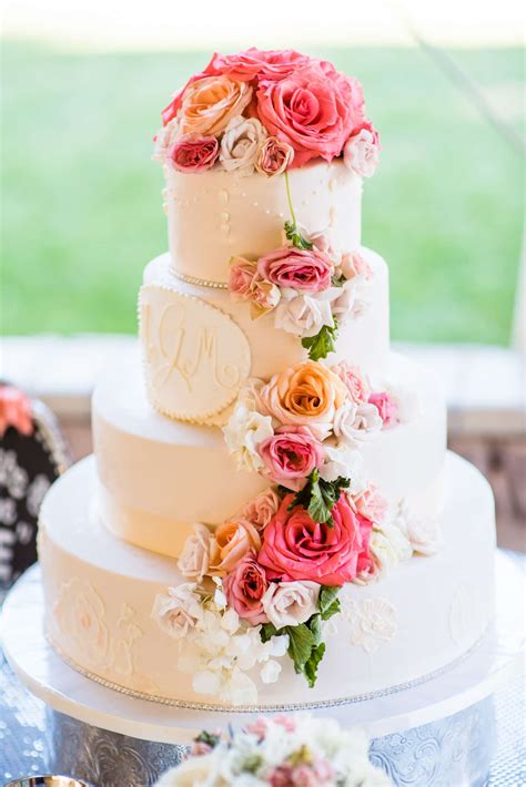 Elegant Wedding Cake Malizzi Cakes Pastries