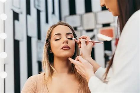 500 Makeup Pictures Hd Download Free Images On Unsplash