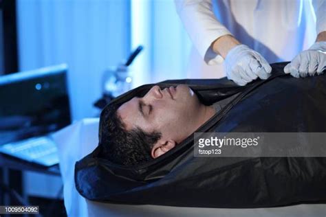 Morgue Bag Photos And Premium High Res Pictures Getty Images