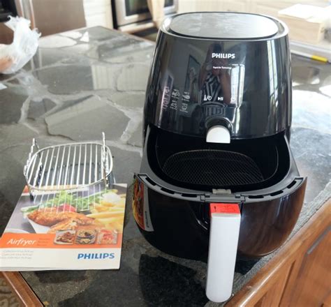 Everything from dinner to snacks and dessert. Perfect Crispy Sweet Potato Fries with the Philips ...