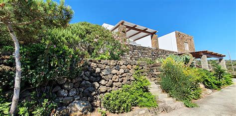 Una vetrina di proposte esclusive, adatte per ogni esigenza. Tramontana Beach - affitto case a Pantelleria da privato a ...