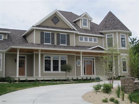 Cost of siding materials the cost of siding materials ranges from $0.73 to $14.45 per square foot with most homeowners spending about $2. Siding options to renovate the exterior of your house ...