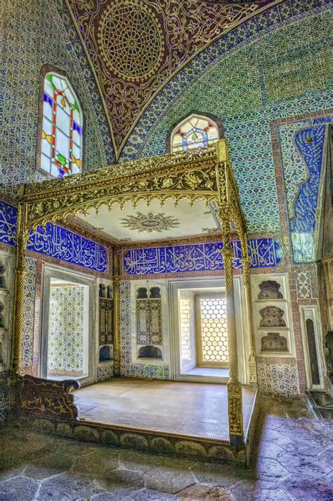 Harem Topkapi Palace This Bedroom Is In The Topkapi Palace Flickr