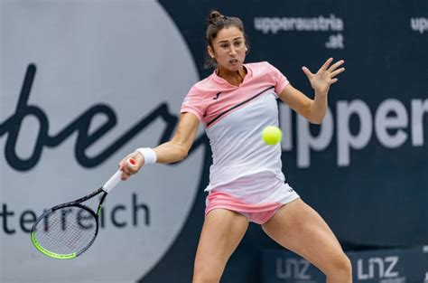 Bouzkova (cze) sara sorribes tormos. Sara Sorribes Tormo Shows Heart Once Again in Abu Dhabi - Last Word On Tennis