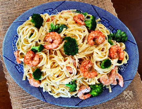 It is surprisingly easy to make and is ready in under 30 omit the white wine and squeeze some lemon juice into the sauce after adding the cream, adding why is this alfredo sauce so much better than any other recipe? Blackened Shrimp and Broccoli Alfredo Recipe - Julias Simply Southern