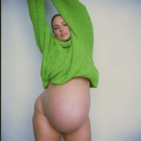 Ashley Graham Nude Pregnant