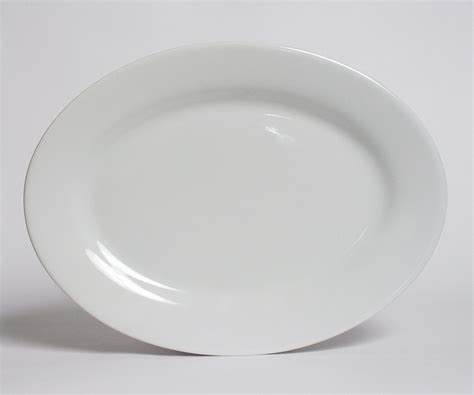 Porcelain White 13 34 X 10 Oval Platter 165 Party Unlimited