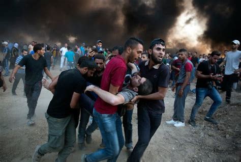 7 palestinians killed by israeli fire in gaza border clashes the new york times