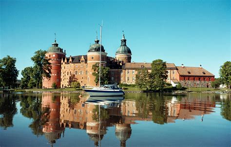 6 Day and Weekend Trips to Take from Stockholm Photos | Architectural ...