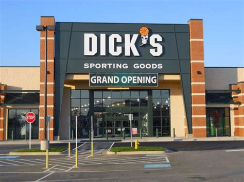 Every season starts at dick's sporting goods. DICK'S Sporting Goods Store in Lexington Park, MD | 639