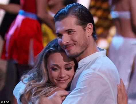 Jana Kramer Remains Stoic As Shes Eliminated During Finals Of Dancing