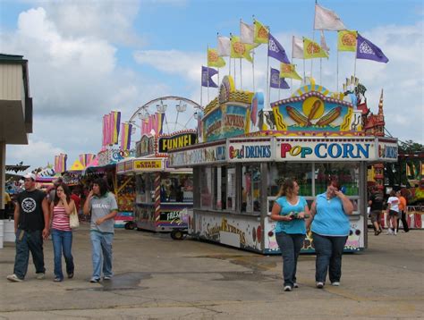 Destination Of The Day County Fairs Mississippi Valley Traveler