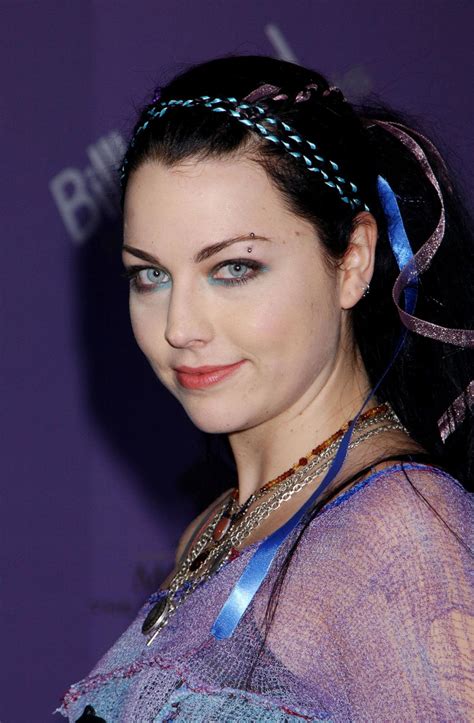 Amy Lee Photo 16 Of 465 Pics Wallpaper Photo 20830 Theplace2