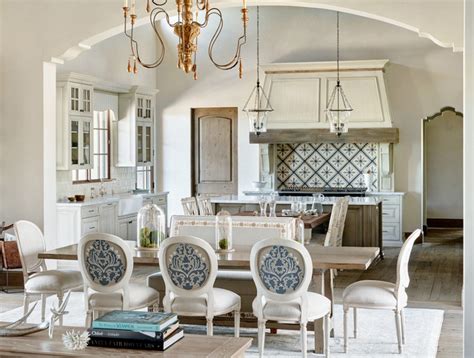 16 Stunning Mediterranean Dining Rooms Youre Going To Love