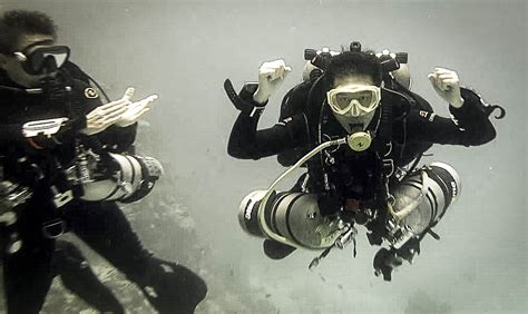 Scuba Diving Instructor The Real Story The Scuba News