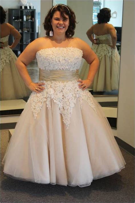 Ivory wedding dresses short are simple white gowns, but they have evolved in ways unimaginable over the centuries. Plus Size Short Wedding Dresses Beach 2015 Tea Length ...
