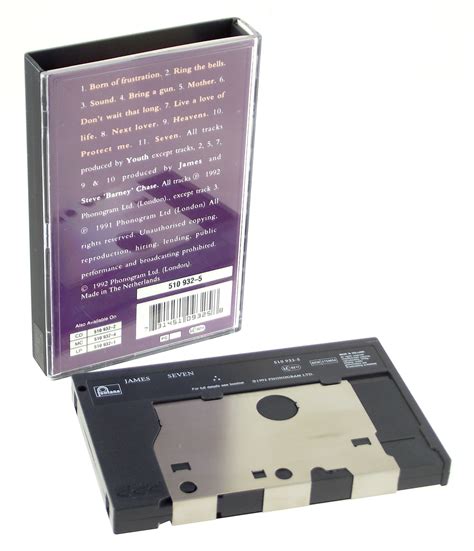Digital Compact Cassette Dcc 1992 1996 Museum Of Obsolete Media