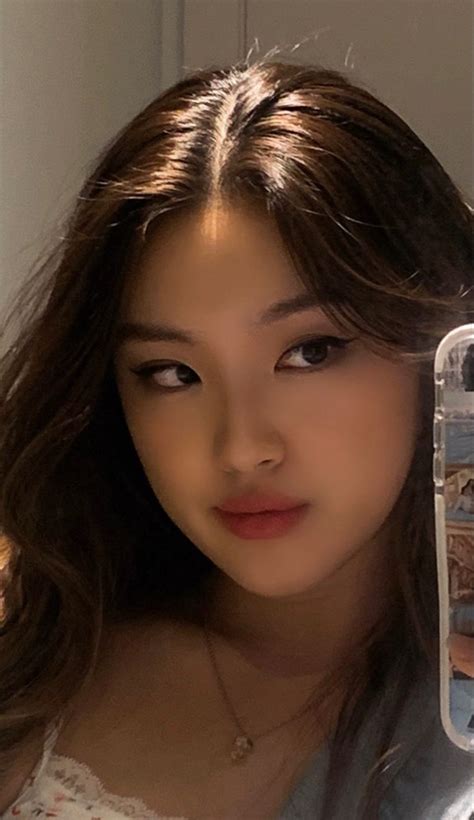 Asian Girl 𝑺 𝒖 𝒗 𝒊 𝒂 Aparências Taemin