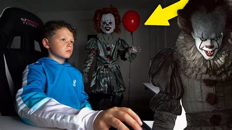 It Creepy Clown Prank On Little Brother Youtube