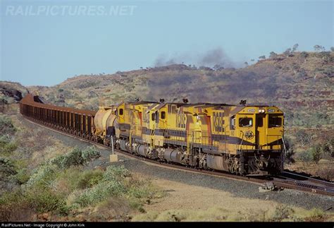 Rria 9422 Pilbara Rail Ge Cm40 8m At Karratha Australia By John Kirk