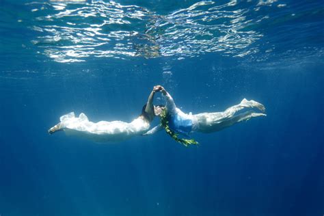 LiquidLightImages Hawaii Photographer Underwater Photography Trash The Dress