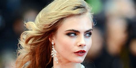 Cara Delevingne Tests Instagrams No Nudity Policy Instagram No