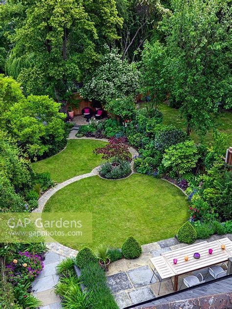 Circular Garden Design Circular Lawn Garden Design Images Garden