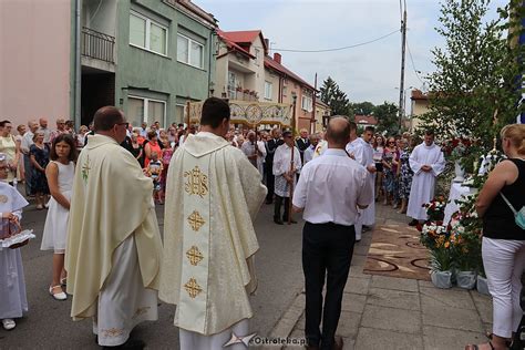 ·corpus christi (catholic holiday celebrated on the 9th thursday after easter) Boże Ciało 2020: Plan uroczystości w parafii Nawiedzenia ...
