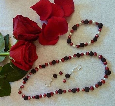 How To Make Rose Beads From Your Wedding Flowers Feltmagnet