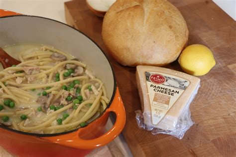 Easy chicken tetrazzini casserole recipe that is made with a homemade roux and no canned soup! Mennonite Girls Can Cook: Chicken Tetrazzini Soup