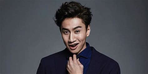 In the sbs entertainment awards show for the best couple nomination, sbs made a clip that looks like a match. Do You Know Lee Kwang-soo? Here Is His Full Profile, From ...