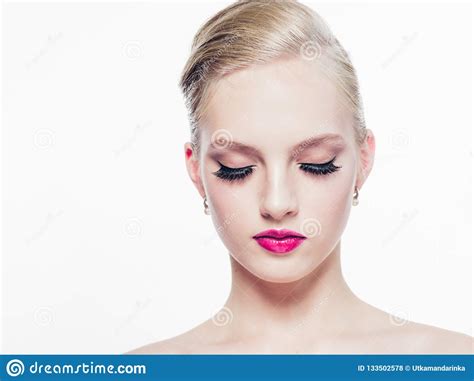 Beautiful Blonde Woman With Red Lipstick And Classic Fashion Sty Stock