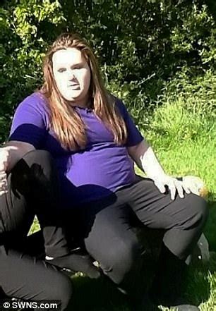 Sussex Teen Who Weighed 20st Sheds Half Her Bodyweight Daily Mail Online