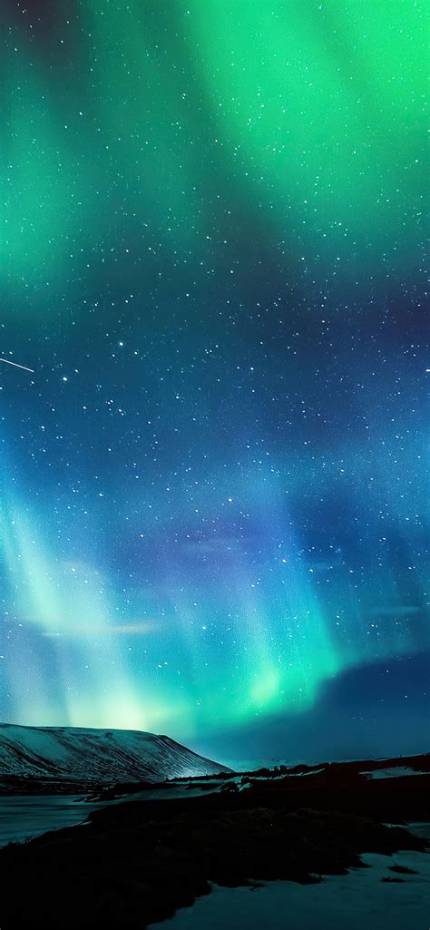 Aurora Borealis Northern Lights 4k Iphone 11 Wallpapers Free Download
