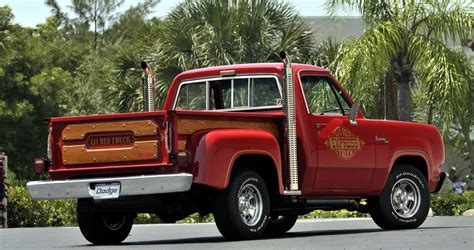 8 Things Only True Gearheads Know About The 1978 79 Dodge Lil Red