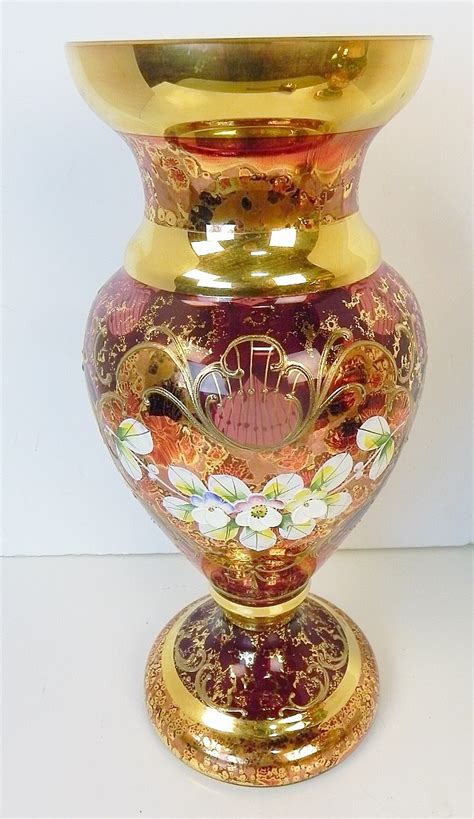 Red Venetian Style Glass Vase