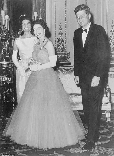 Inside The Queens Special Relationship With Jfk And Jackie O Daily Mail Online