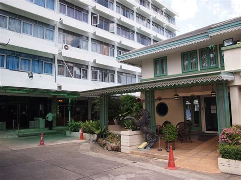 What is the abbreviation for malaysian association of hotel? Malaysia Hotel - One of the original "Recommended by ...