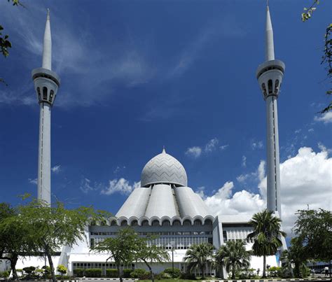 Peringkat awal pembinaan masjid ini dikendalikan olej kerajaan sabah melalui majlis ugama islam sabah daripada wikipedia, ensiklopedia bebas. Masjid An'Nur Jamek