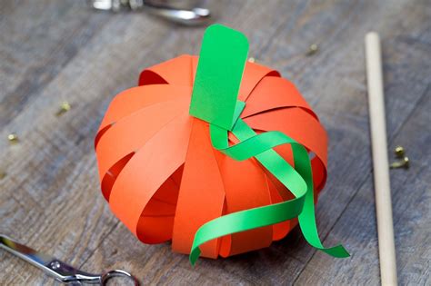 Easy Paper Strip Pumpkin Craft For Kids Pumpkin Crafts Paper Pumpkin