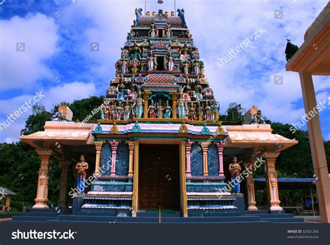 Hindu Temple Kuala Lipis Malaysia Stock Photo 32501260 Shutterstock